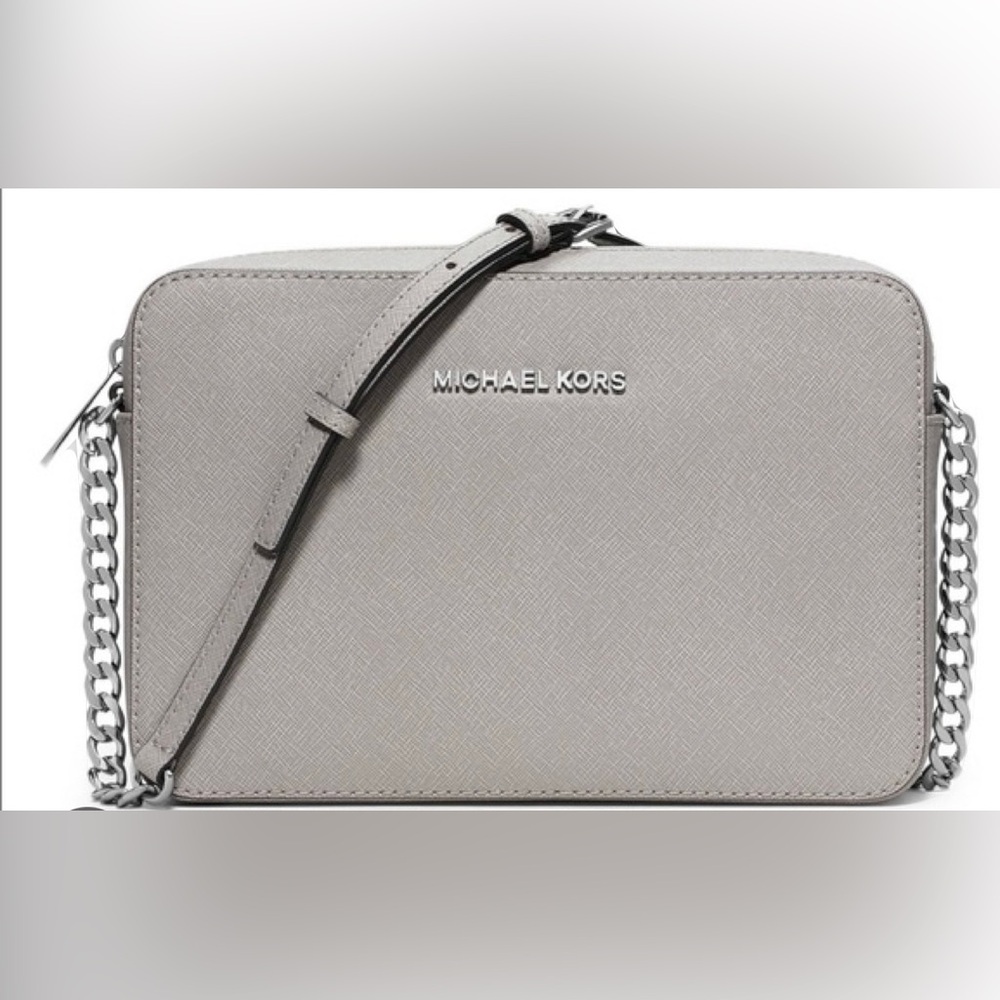Michael Kors Grey Crossbody. Mint condition